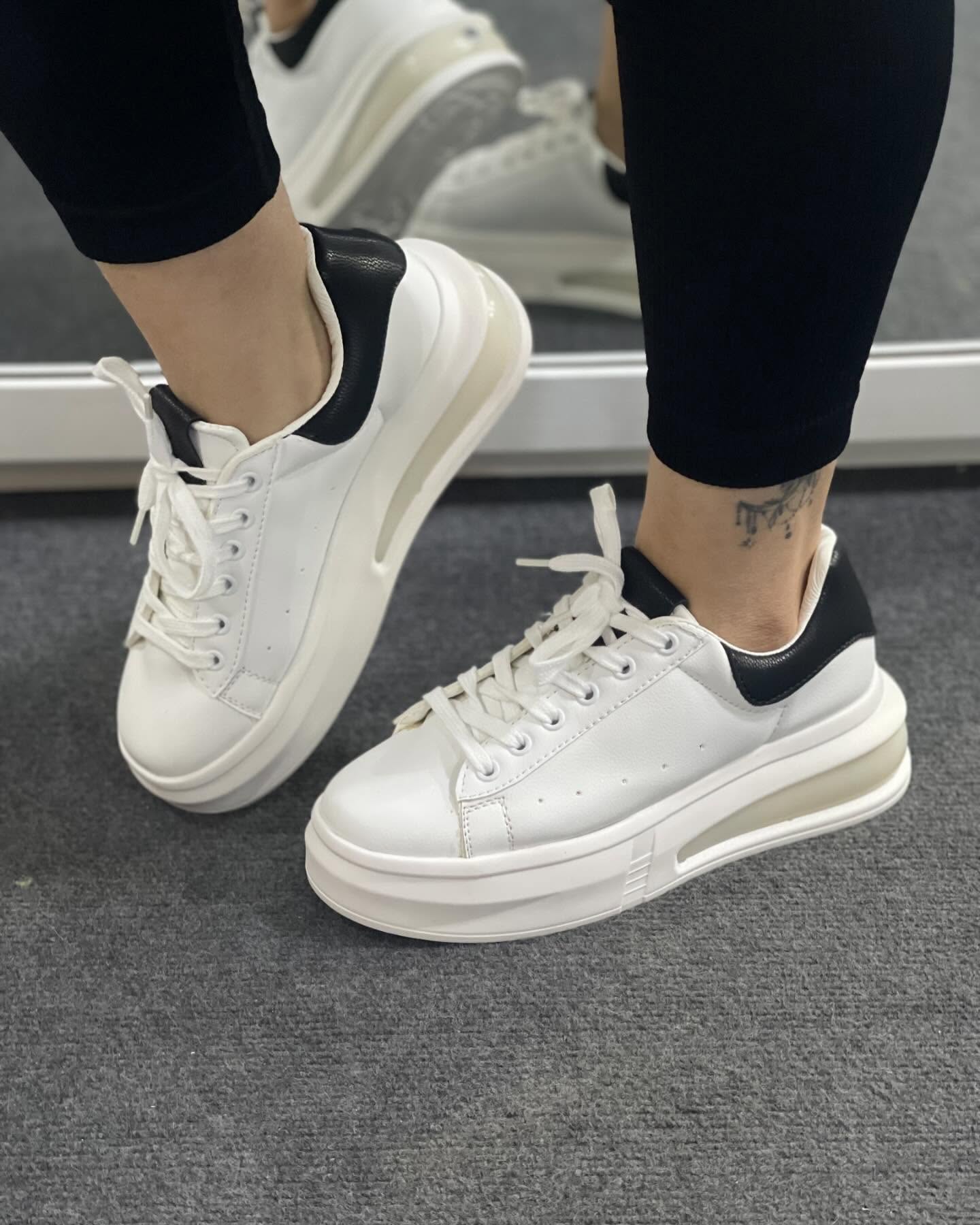 Sneaker 04, calzado de Estilos por Madrid