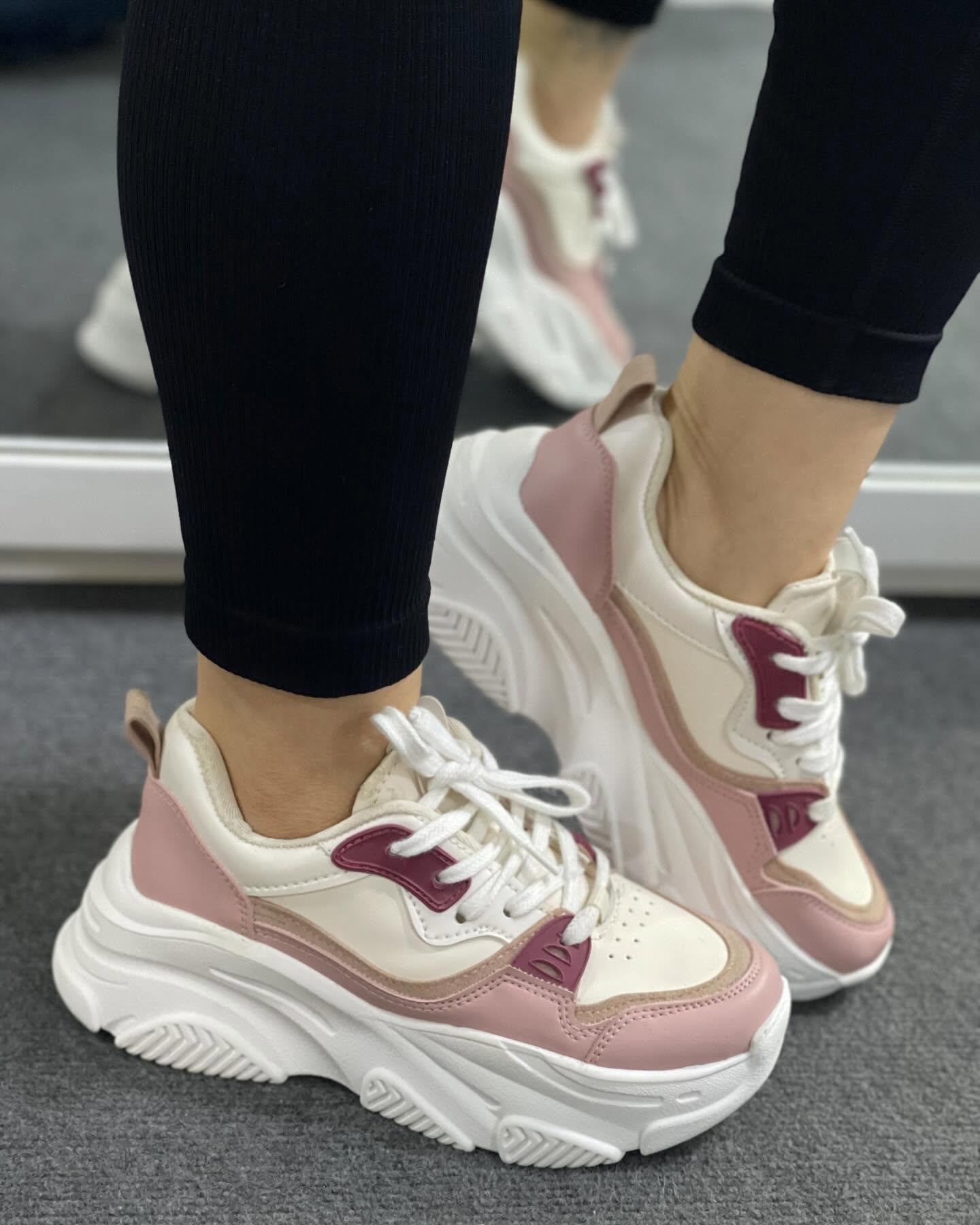 Sneaker 05, calzado de Estilos por Madrid